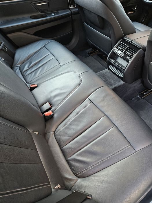 Vând Bmw 725D,231cp ,2018 luna 10,152000 km,24900 euro!