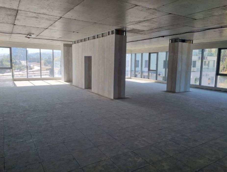 Офис клас А с довършване по твой проект – 390+ кв.м, басейн, фитнес,