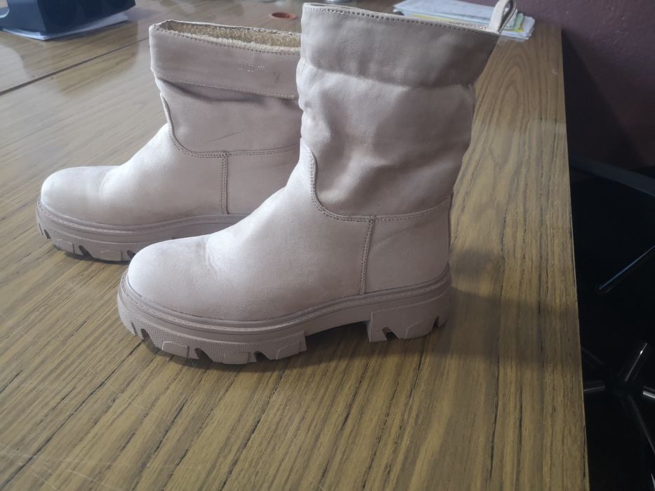 Дамски зимни боти