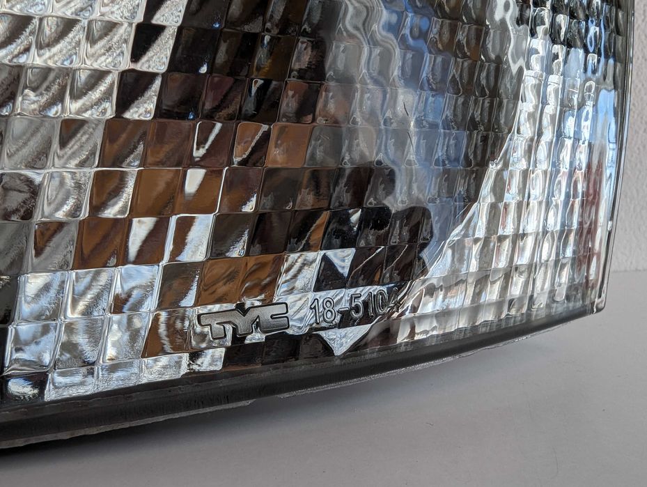 Мигачи ПАСАТ 3Б Б5 VW Passat B5 96-00' Затъмнени тунинг Нови