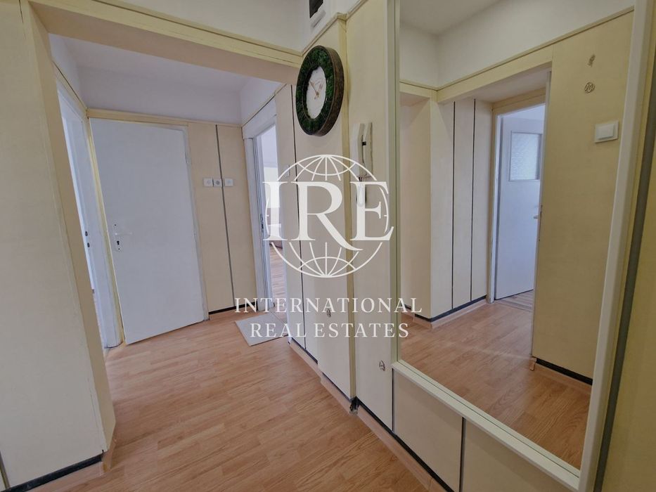 Продава се Четиристаен апартамент в Варна, Левски - 86 кв.м за 1311 €/кв.м - Снимка #11