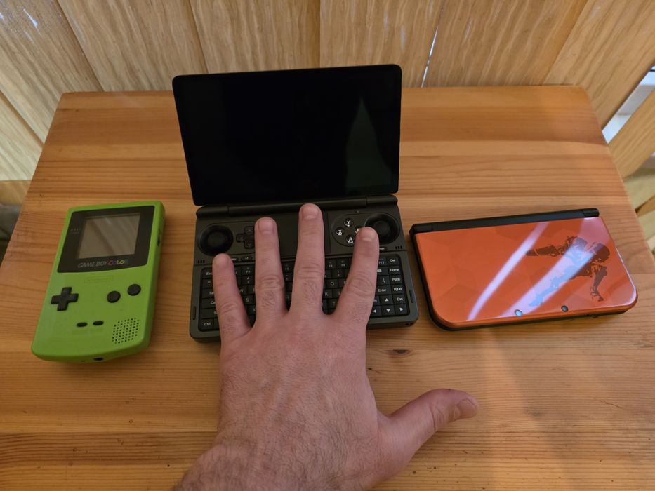 GPD Win Mini мини лаптоп игрова гонзола