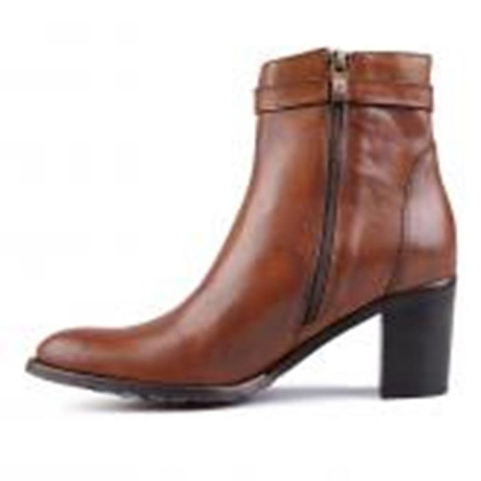 Зимни дамски ботуши от велур. Firetrap,внос от Англия
Изпълнени са във