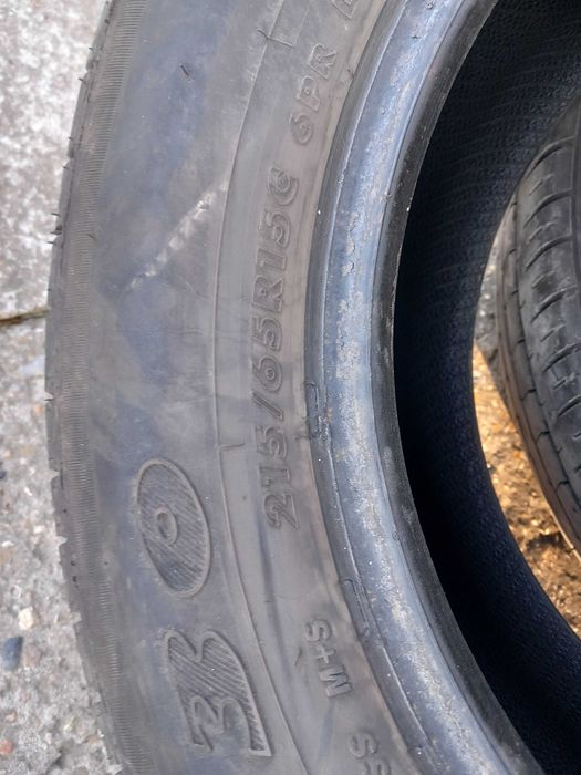 2бр  гуми  215 / 65  R15 C