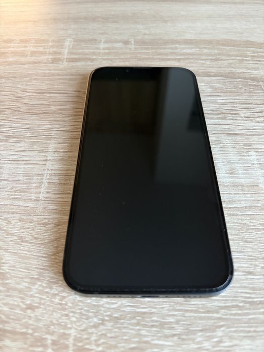 Apple iPhone 16e 128 GB Black - 100% батерия, гаранция, като нов