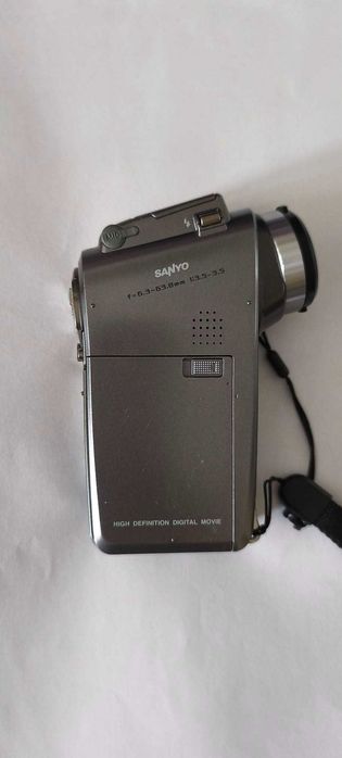 Видеокамера sanyo HD 720p