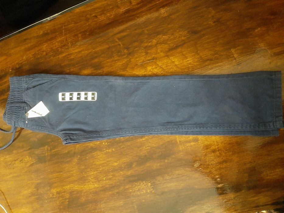 Новый брюки для малтчика