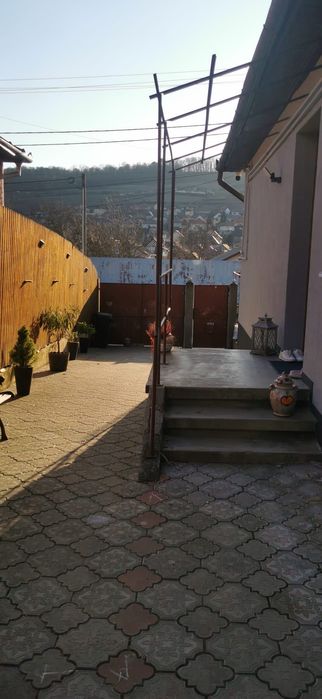 Casă de vânzare!!!