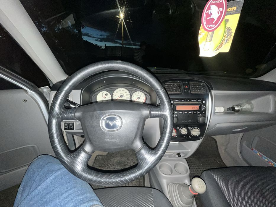 MAZDA  2001 — imagine 4