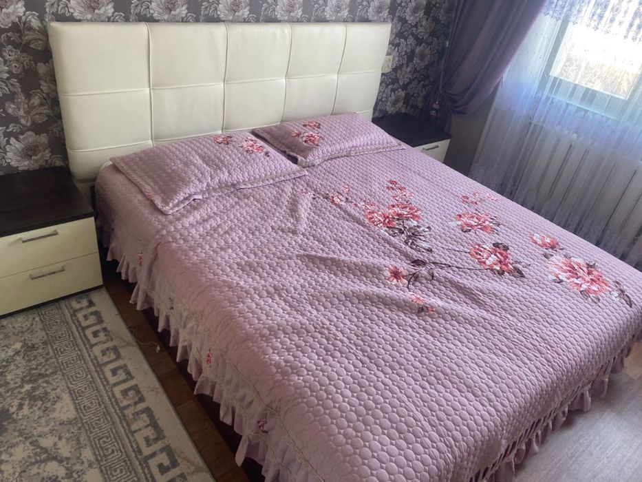 Спальные гарнитуры