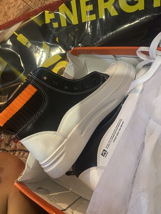 Кроссы размер 36.37