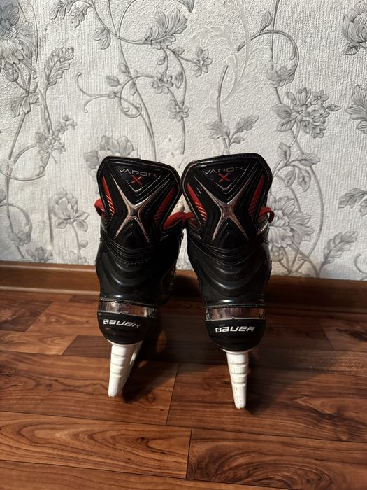 Коньки, Bauer Vapor S21