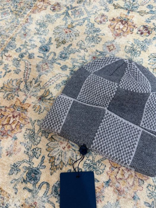 Louis Vuitton Caciula