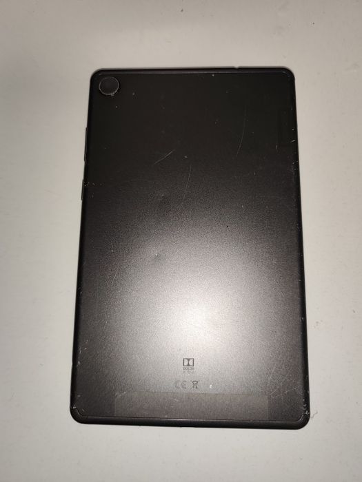 Продавам таблет Lenovo TB-8505F