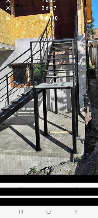 Scări exterioare din metal galvanizat și scări interioare cu trepte de