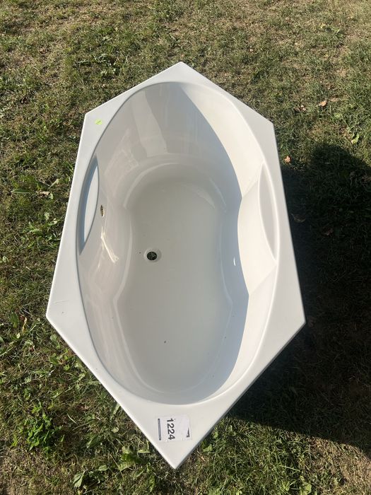 Vând căzi de baie – diverse modele și dimensiuni
