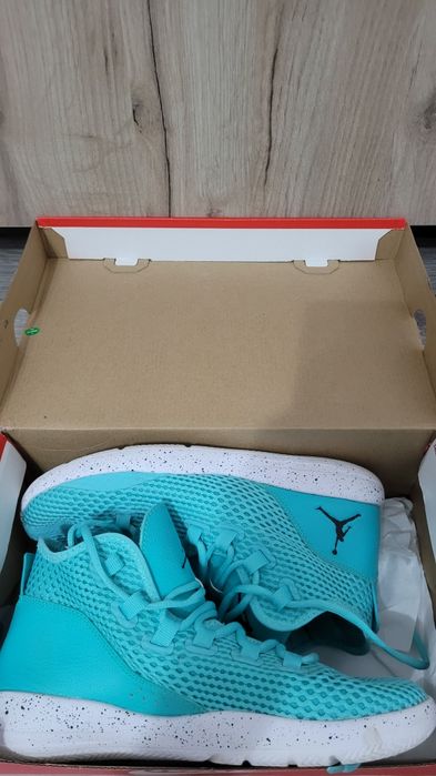 Adidași Jordan bărbați mărimea 42