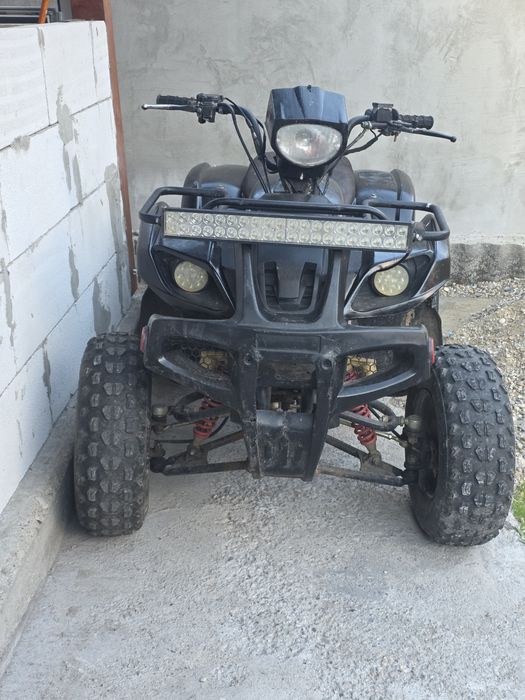 Vând sau schimb atv 150cc