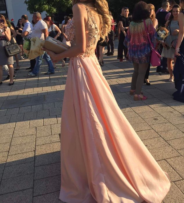 Бална рокля размер С