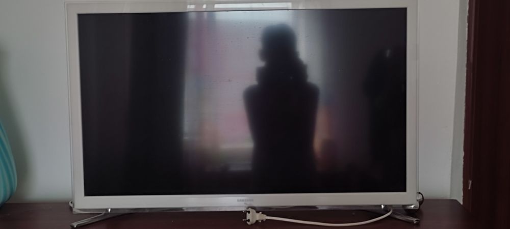 Продам телевизор Самсунг