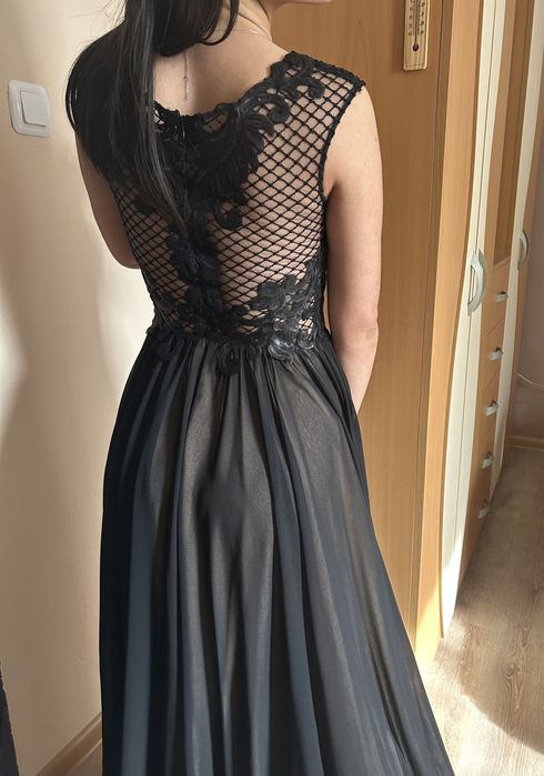 Официална  рокля