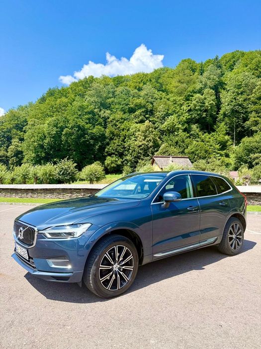 Volvo XC 60 Volvo XC60 D4 • 2020 • 163 CP • Automat • TVA DEDUCTIBIL
