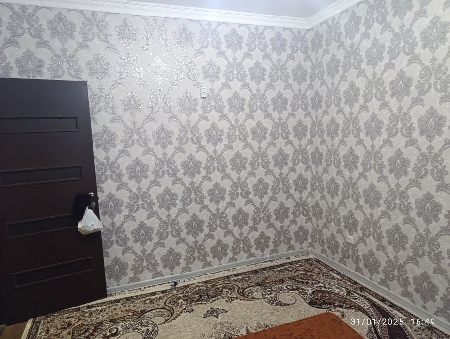 Urganch shahri markazida 2 xonali uy sotiladi barcha jihozlari bilan