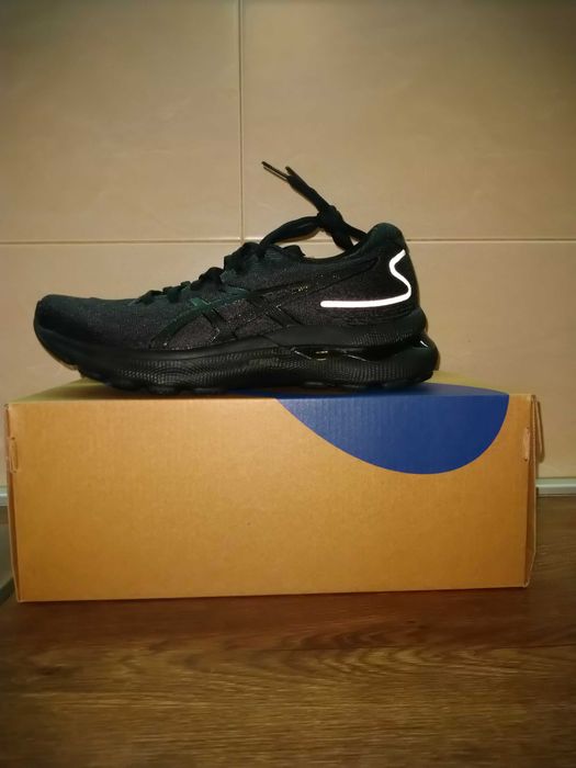 Дамски маратонки Asics