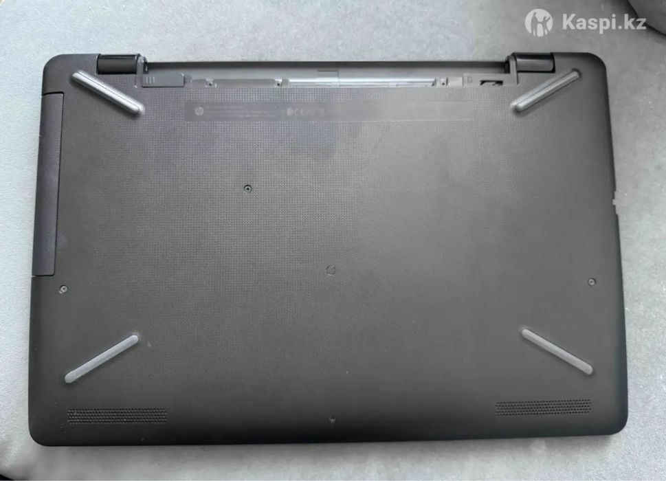 Ноутбук HP 17-ak067ur