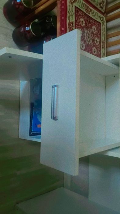 стол для детей белый