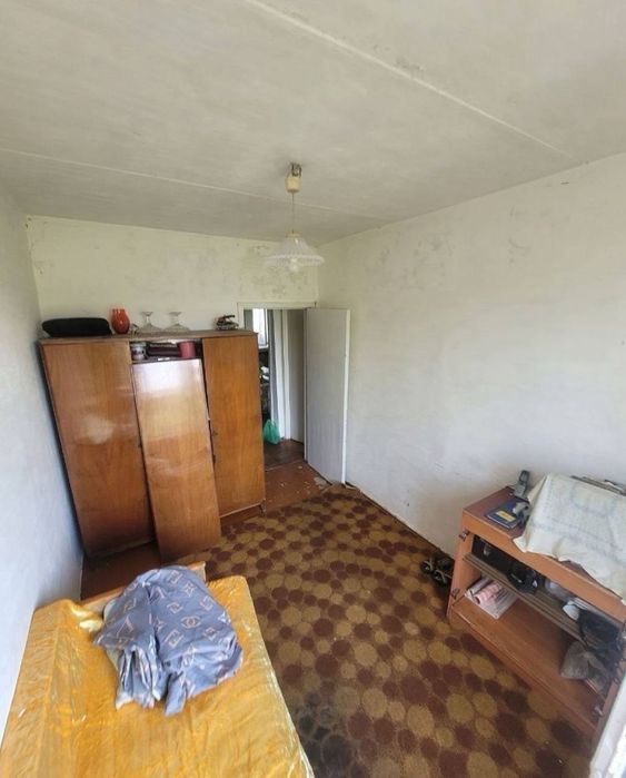 Ц6 очень срочно Жк Казахстан квартира 3х комнатная не торцевая Пустая