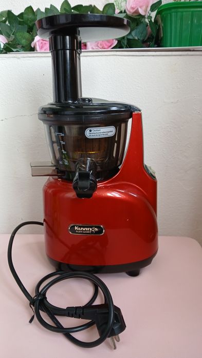 Сокоизтисквачка за плодове и зеленчуци Kuings  модел 950 SC.