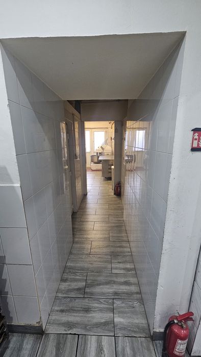 Spatiu comercial 102 mp Nufarul langa Lotus Center vad intens stradal