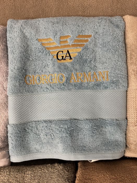 Хавлии Gucci Giorgio Armani