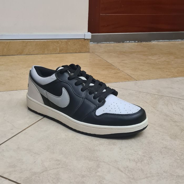 Кроссовки Nike jordan,новые