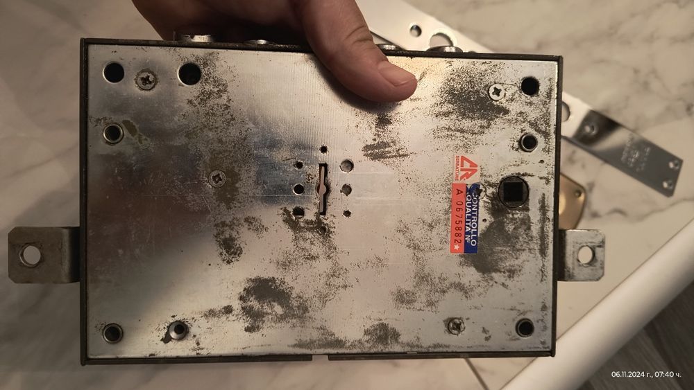 Брава iseo с четиристепено заключване