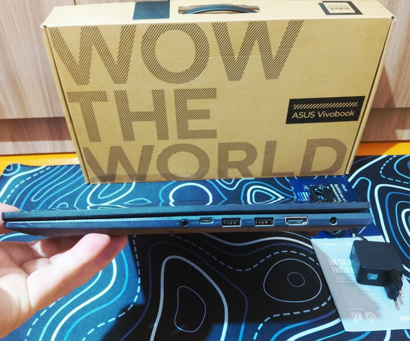 Asus VivoBook Go 16 JetBLACK!