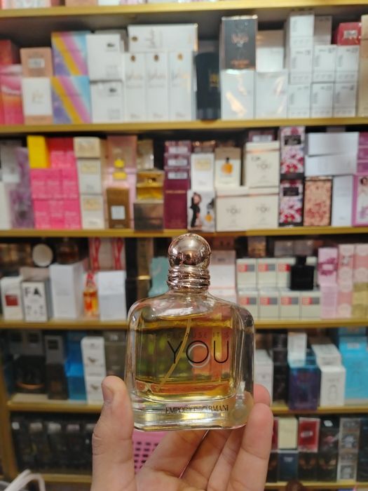 Парфюмы и духи...