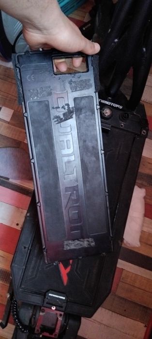 Продаётся Dualtron city 14колеса