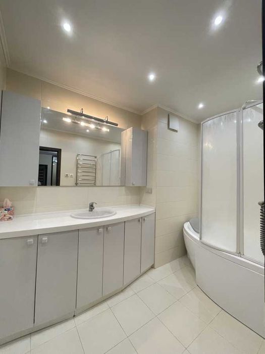 Дава се под наем Двустаен апартамент в София, Зона Б-19 - 65 кв.м за 475 € - Снимка #1