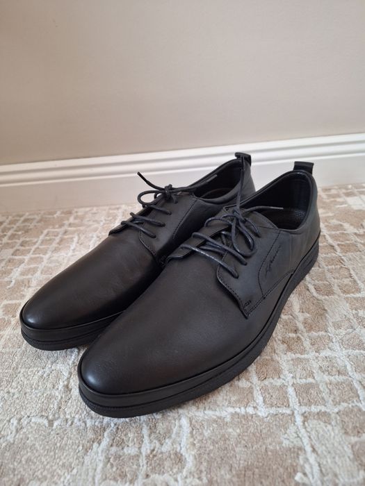 Продам мужские кожаные туфли