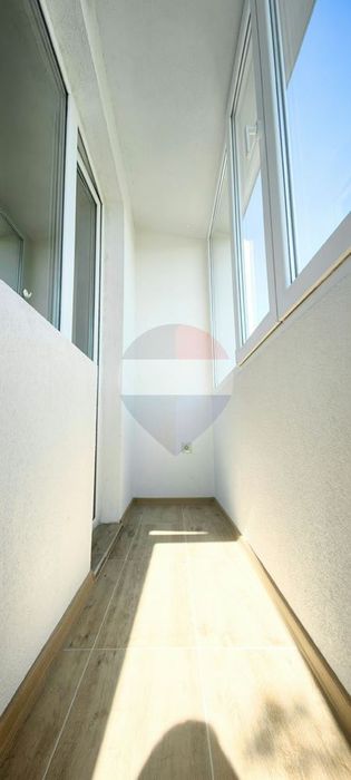 Продава се Двустаен апартамент в Варна, Младост 2 - 40 кв.м за 2798 €/кв.м - Снимка #5