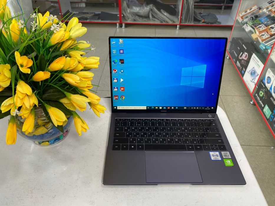 Huawei core i7.. 16/1TB ekran sensor metal korpus