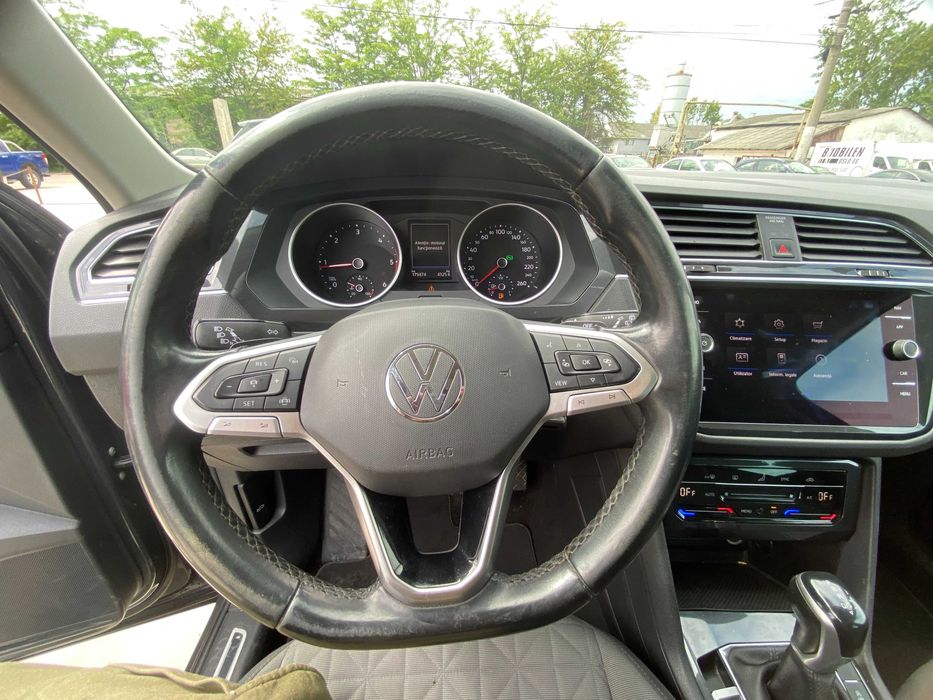 Dezmembrez VW TIGUAN mk2 facelift-capota-bara-far full led-stop-stop