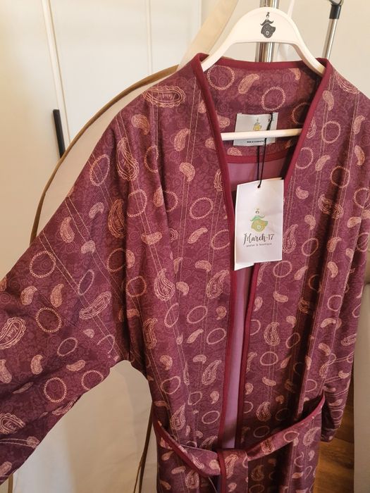 March17 сән үйінен сатып алынған