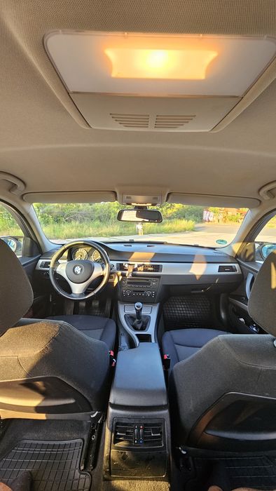 Vând Bmw E90 318i