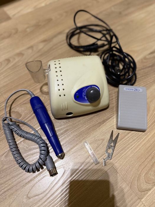 Маникюрный аппарат strong210