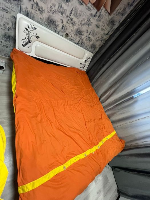 Продам кровать без матраса в отличном состоянии