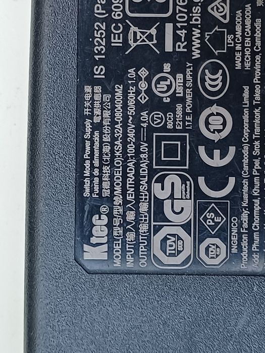 Incarcator alimentator 8v 4A perfect functional