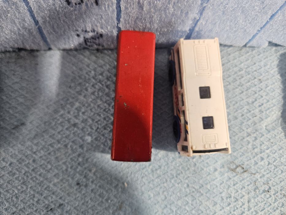 Колички Hotweels Machbox  и др.